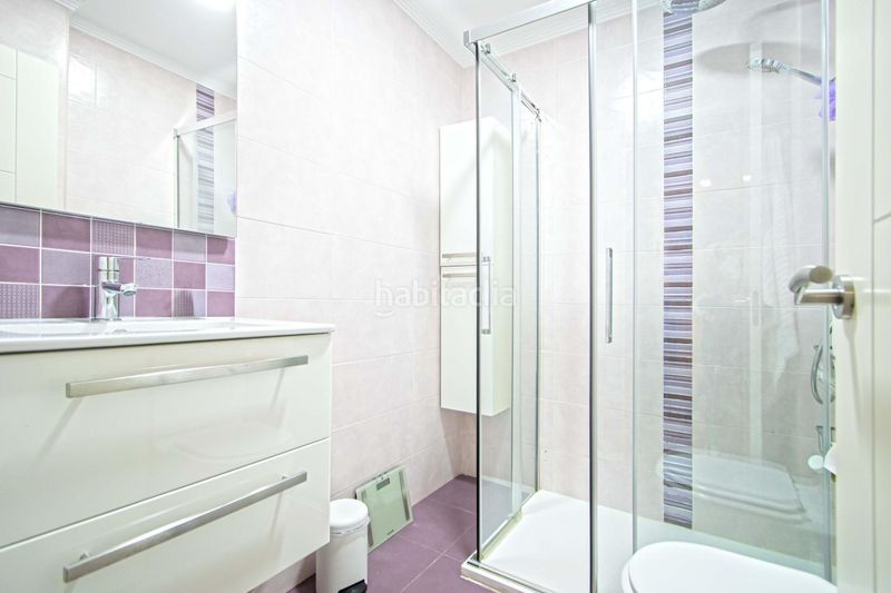 Foto 9b0d6594-570d-426d-b852-e0babbed24b1. Pis amb aparcament piscina a colores - entreparques Sevilla