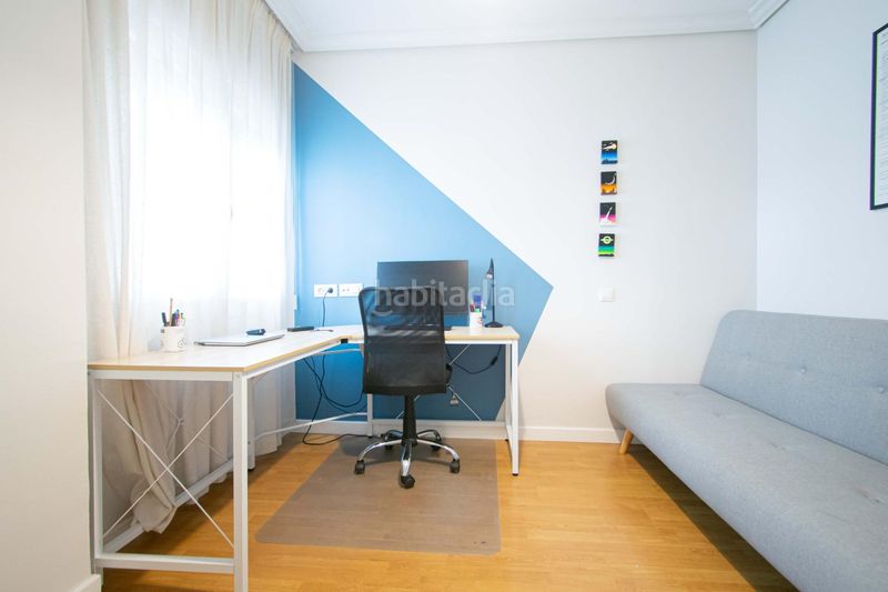 Foto 9f43fc38-2508-4078-b858-ba33be534155. Pis amb aparcament piscina a colores - entreparques Sevilla