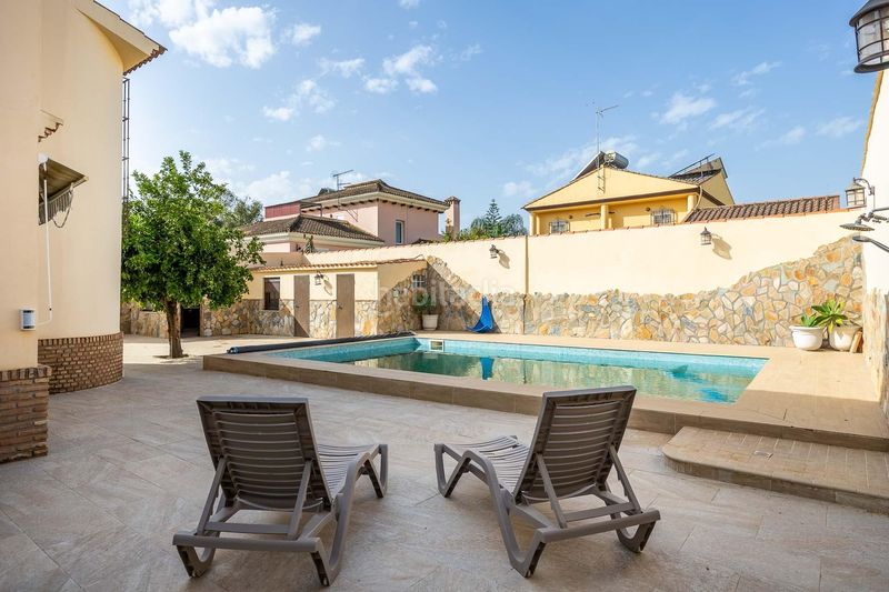 Foto cf501b6d-9e78-4a53-9ca8-1c15d7dade2e. Xalet amb aparcament piscina a Condequinto Montequinto