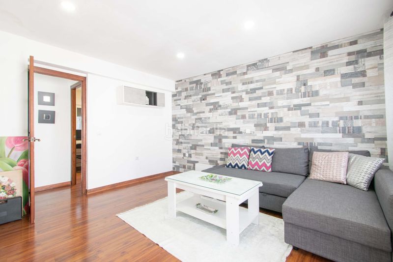 Foto 2a6d5a1e-acb8-451b-b12a-663885e17686. Pis a La Plata Sevilla