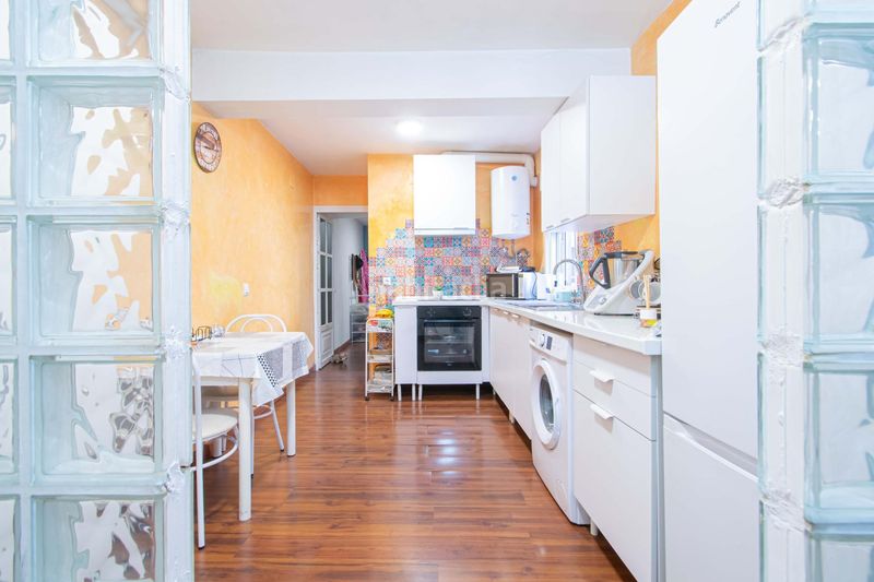 Foto 81bc69ae-103d-4e49-ae0d-93c008547b3c. Pis a La Plata Sevilla