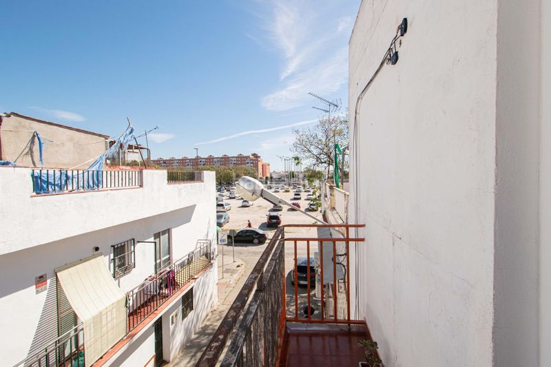 Foto 9af09d92-432e-4ba0-a4ba-e9b69a4d5f4b. Pis a La Plata Sevilla