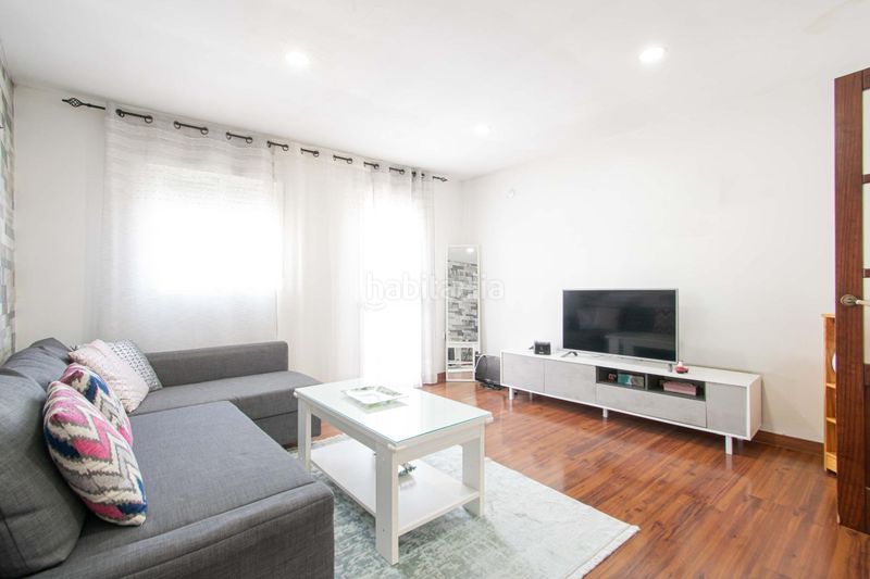 Foto ab4e9450-ef24-4219-97d3-41a3fbeba76b. Pis a La Plata Sevilla