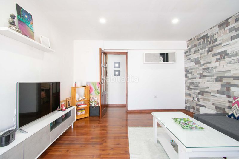 Foto f2732d60-16d4-49a2-a0d6-aea2786d84d5. Pis a La Plata Sevilla