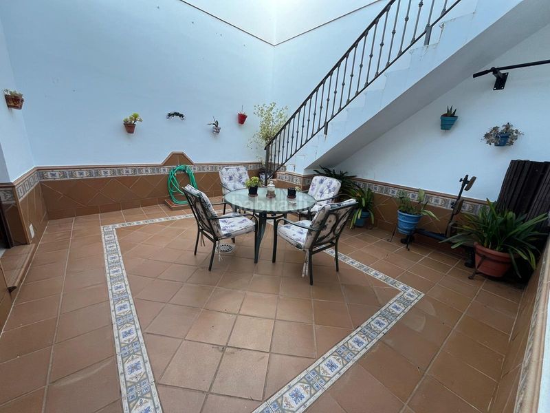 Foto 10c382c1-2bee-4aa9-b113-82e18e071c3f. Casa adossada a Pilas