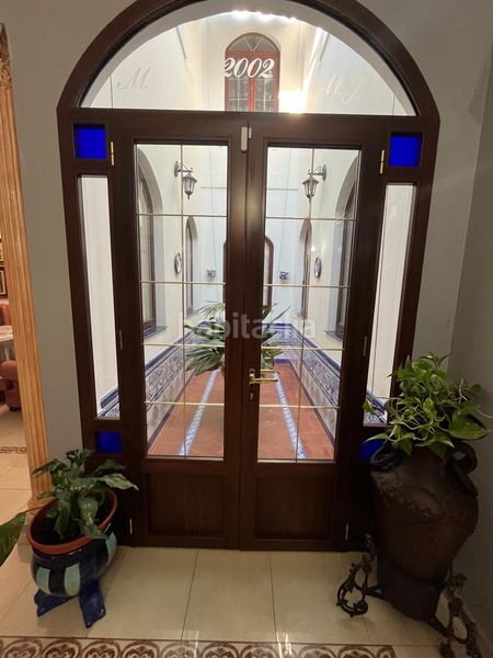 Foto 8f296496-d471-4c17-af9c-47c6b8e3b85a. Casa adossada a Pilas