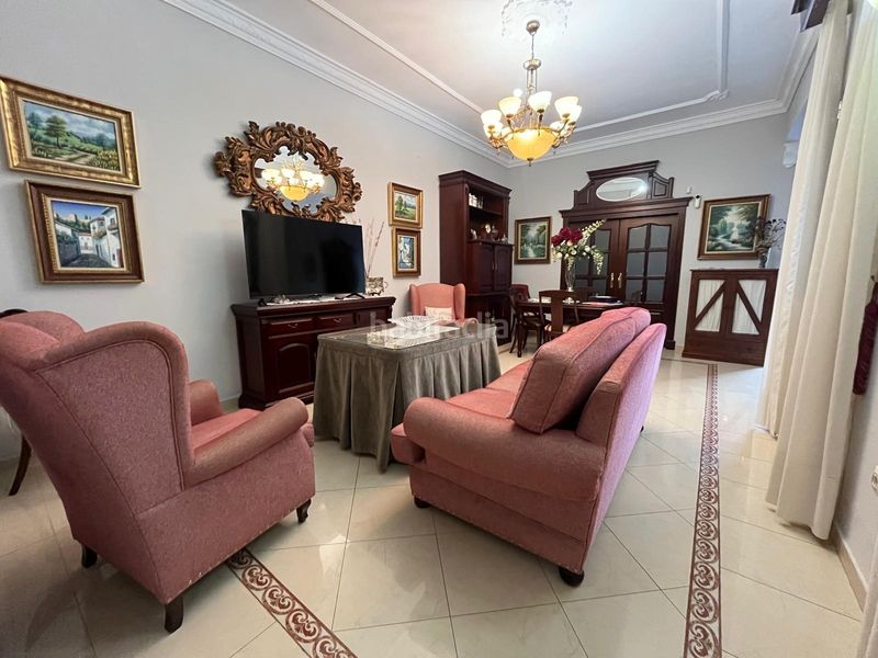 Foto af93ac1d-8ad7-4934-8fd2-5d295fc16484. Casa adossada a Pilas