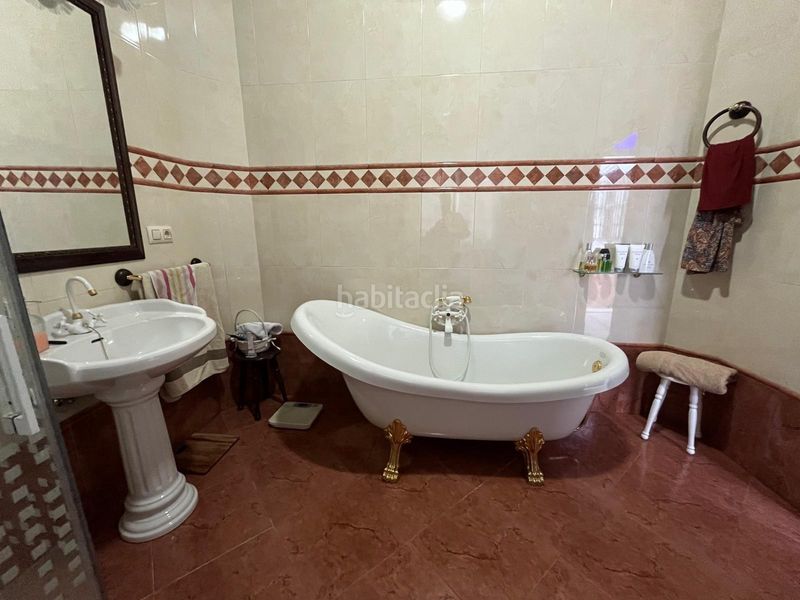 Foto b3b3477d-0e2a-41d3-ac5e-92db00aa304e. Casa adossada a Pilas