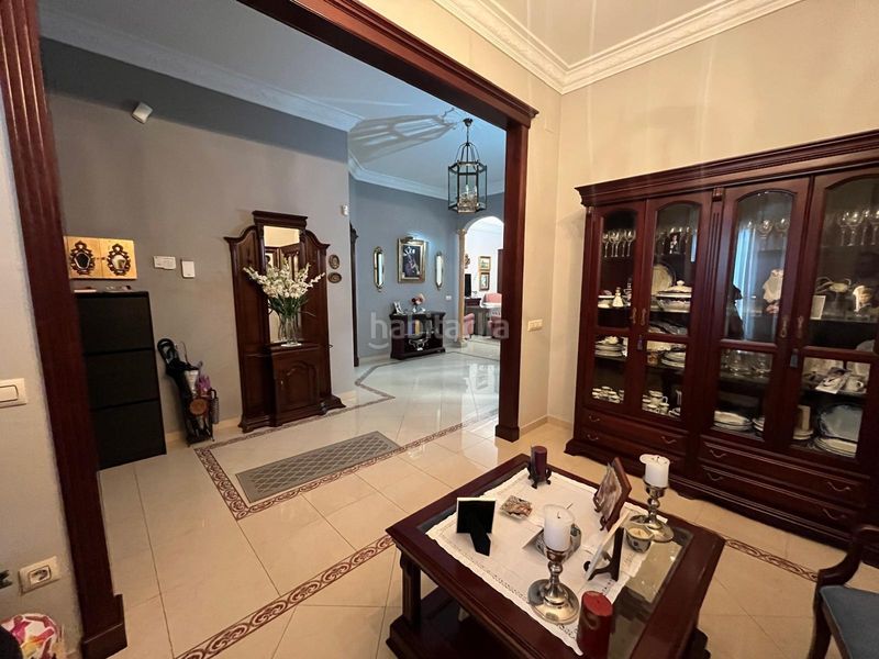 Foto c19b8829-d711-43a2-8fa9-3ee700df1cf9. Casa adossada a Pilas