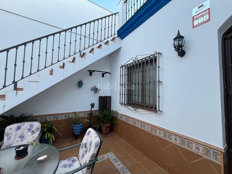 Foto cfd8434c-062d-4bd0-ab45-6cfb740ad4be. Casa adossada a Pilas