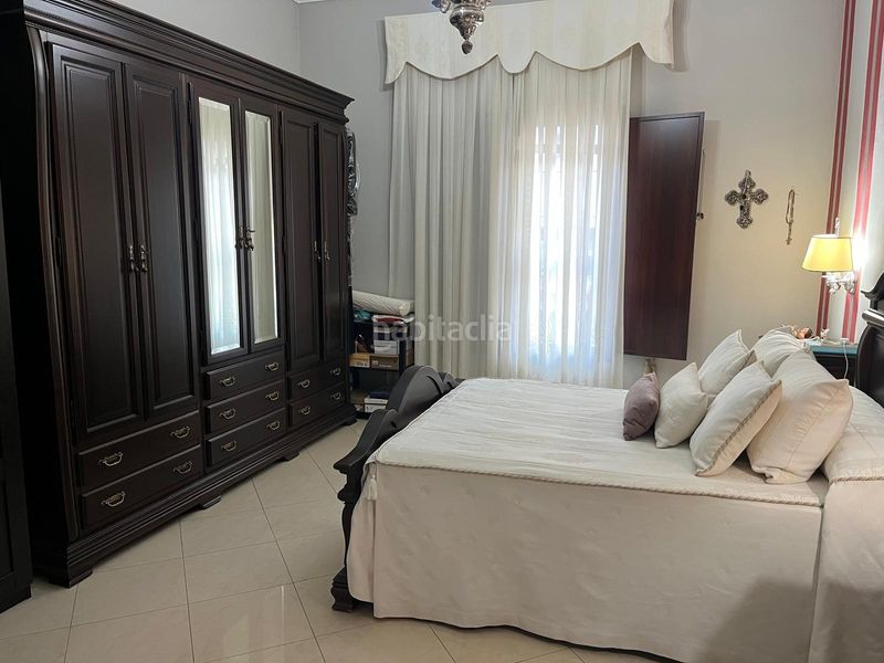Foto d1eb82f2-b322-4b72-94e7-4c88a3445ce0. Casa adossada a Pilas