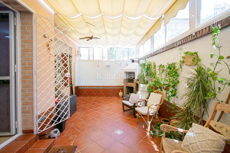 Foto 7d5ed671-76d9-4d29-9e3d-37e454ab8128. Casa adossada amb piscina a colores - entreparques Sevilla
