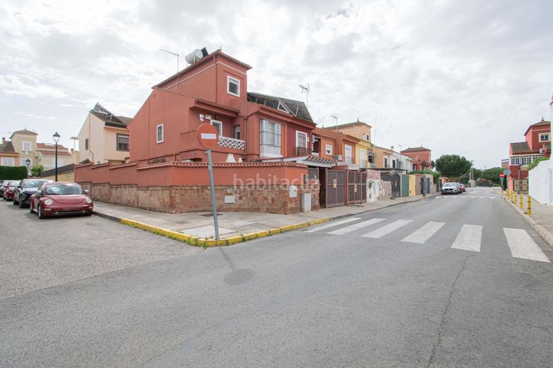 Foto a373e3af-185c-404b-a746-78811c472adb. Casa adossada amb aparcament a Gines