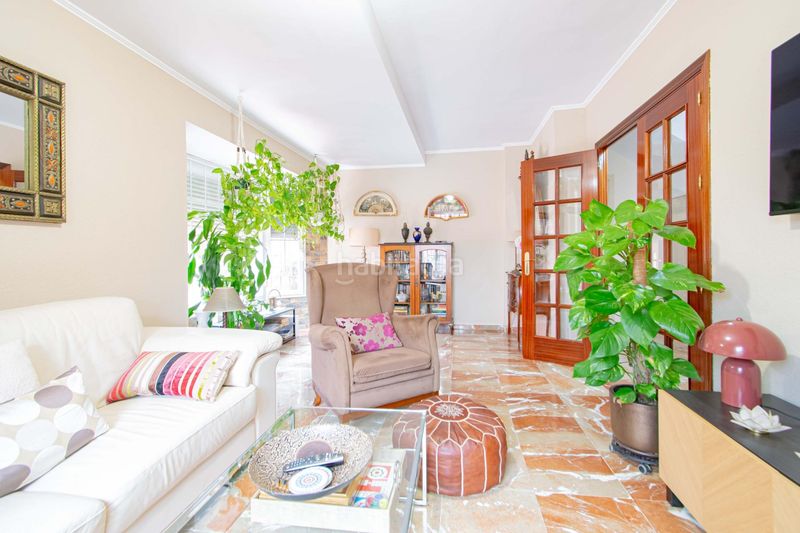Foto d2265fb2-7141-40a5-b848-193518e177ce. Casa adossada amb aparcament a Gines