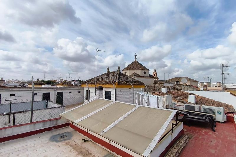 Foto 500d2737-ce09-49c0-91d7-2d8f25fe2a36. Casa a Feria Sevilla