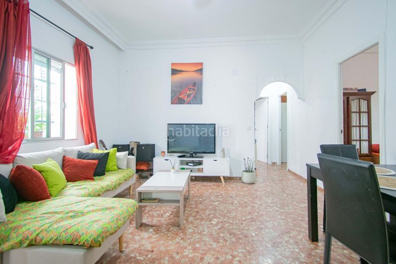 Foto e0d0d31e-217e-4ac0-aab8-bd331facf73e. Pis a Bami - La Estrella Sevilla