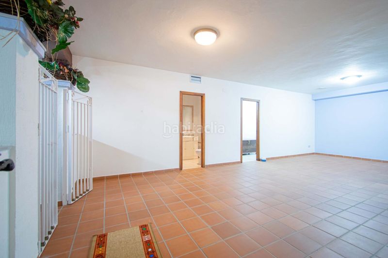 Foto acc68d0a-21b5-4b91-ac96-6ba6f48da04f. Casa aparellada amb aparcament a Consolación Utrera