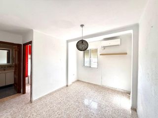Pis a Barrio Alto. Piso en venta en el barrio alto de san juan de aznalfarache con