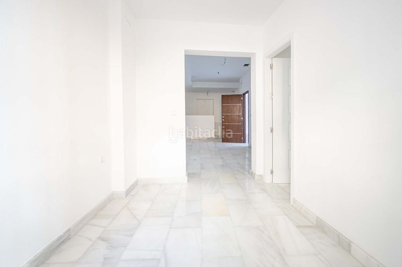 Foto 61db658e-5686-4f71-a58b-4bb38d39a5d1. Planta baixa a San Lorenzo Sevilla