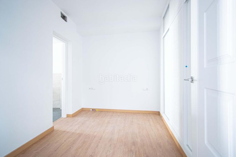 Foto 3bab0530-1cd9-401b-a151-9753729ed876. Pis a San Lorenzo Sevilla
