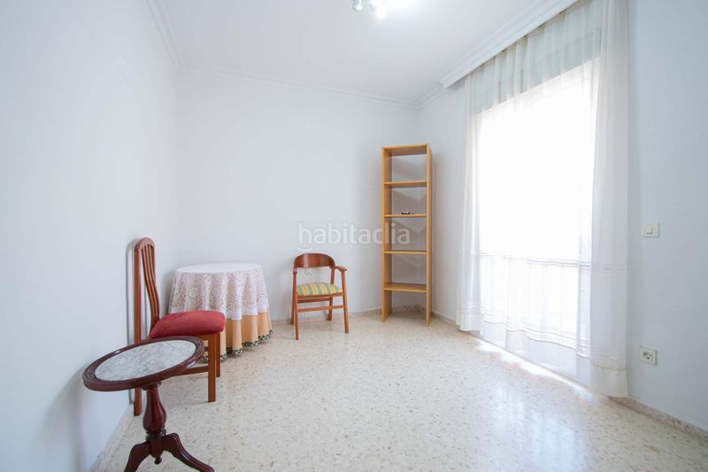 Foto 7a912285-c394-4743-959c-09b63da475d8. Casa adossada amb calefacció a colores - entreparques Sevilla