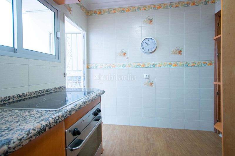 Foto 0a64d05f-171e-43d9-bef3-0cd5180c659a. Casa adossada amb aparcament a Torreblanca Sevilla