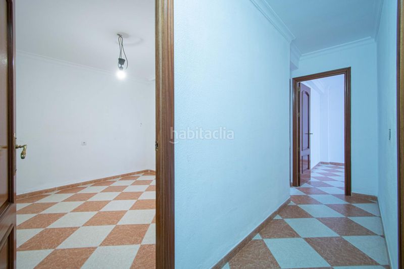 Foto 2a227991-5a37-4d1f-9d35-c0982d5402c6. Casa adossada amb aparcament a Torreblanca Sevilla