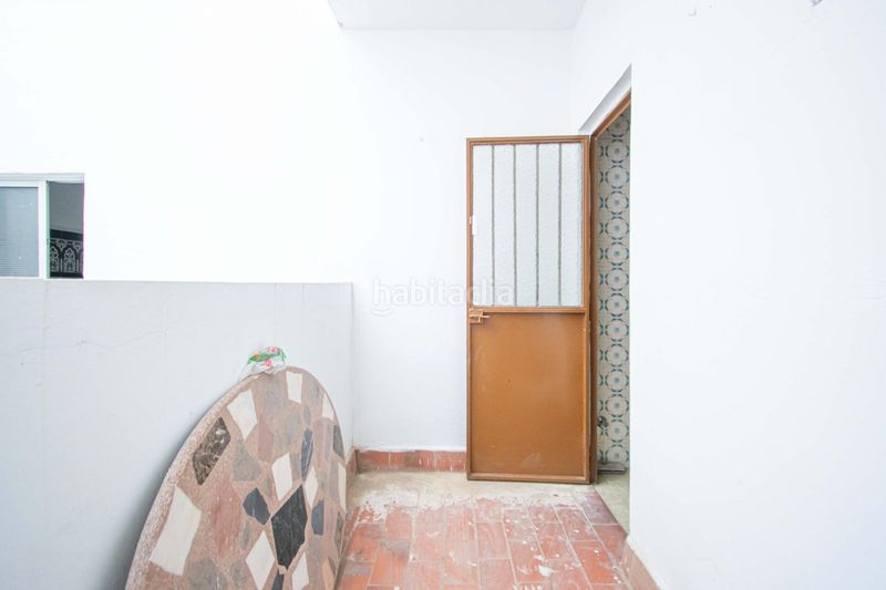 Foto 6cfbbd9e-6180-4eb0-8e4c-4a7902c7a583. Casa adossada amb aparcament a Torreblanca Sevilla