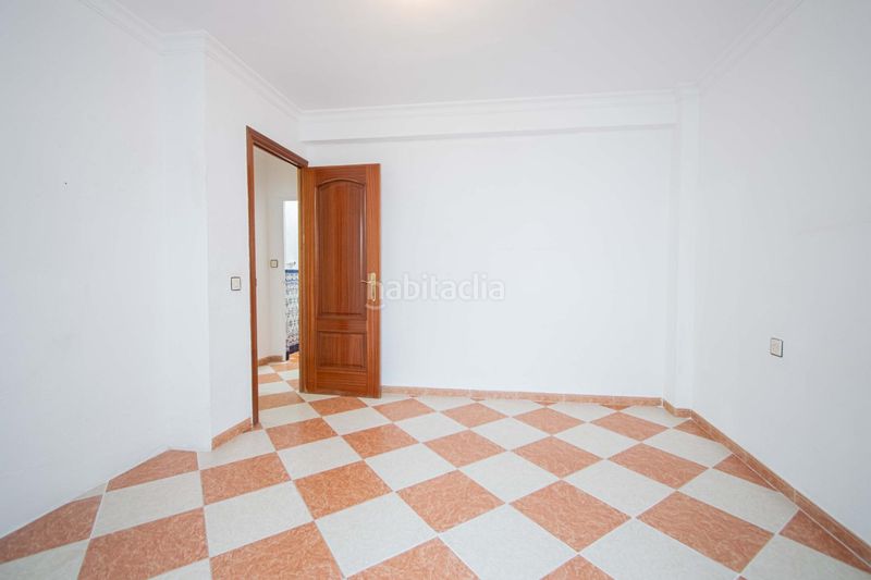 Foto 8313952e-18b2-43cb-9cce-1237bba5129a. Casa adossada amb aparcament a Torreblanca Sevilla
