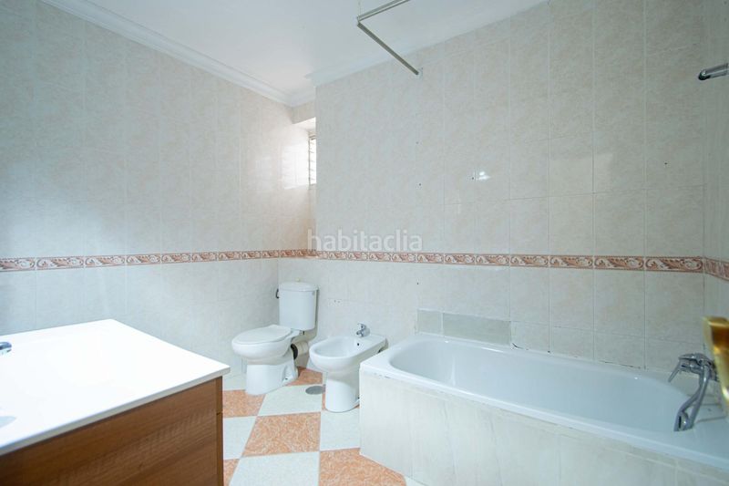 Foto 9e4e517d-e379-4a01-8ea4-ce8f96780881. Casa adossada amb aparcament a Torreblanca Sevilla