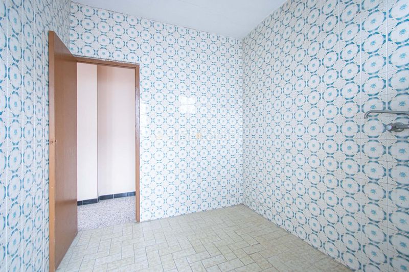 Foto d4c488c3-48ff-4f7a-9be9-fb7fc58ce38b. Casa adossada amb aparcament a Torreblanca Sevilla