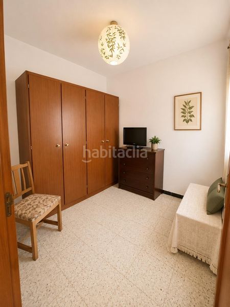 Foto ee8ef4c8-b298-40a9-979d-701c88dda633. Pis amb aparcament a Ronquillo (El)