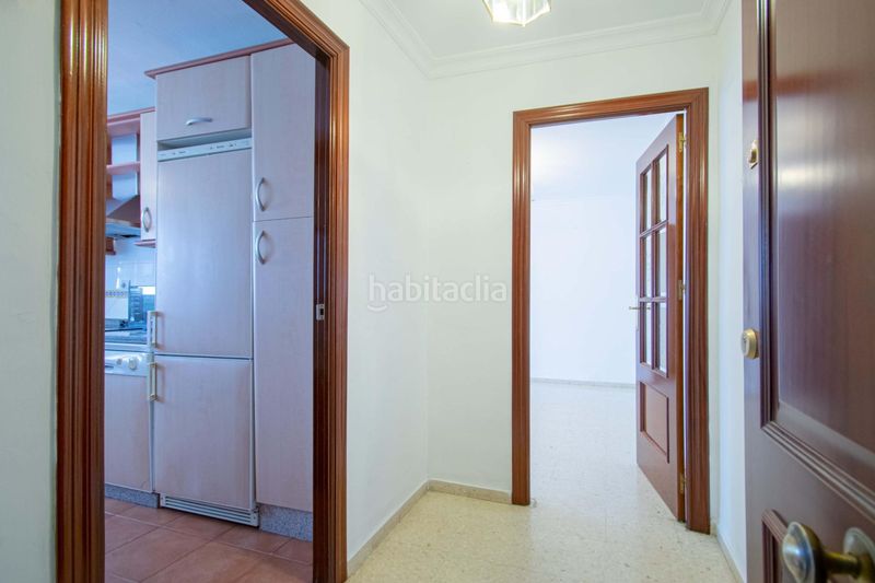 Foto 9478a93d-8878-4604-a697-8369e2dadea5. Pis a El Torrejón - El Cerezo Sevilla