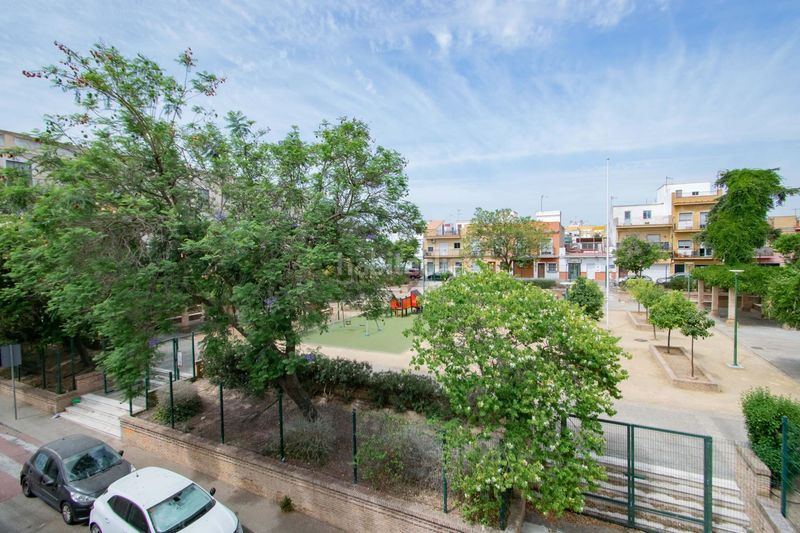 Foto 5aa42e7e-f2d5-4d57-bb37-394fda5c46b1. Casa a Bellavista Sevilla