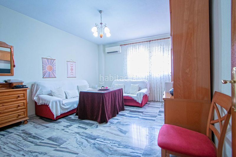 Foto c4a63e29-4a9c-4062-9643-d237665fb634. Pis amb aparcament a colores - entreparques Sevilla