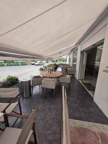 Foto 4e437968-589a-49b1-a61e-dd59fccfbb69. Traspaso local comercial se traspasa exclusiva cafeteríaheladería brunch con obrador!!! en Montequinto