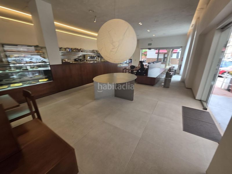 Foto 75f22897-3837-4553-9530-1120d21dc2ef. Traspaso local comercial se traspasa exclusiva cafeteríaheladería brunch con obrador!!! en Montequinto