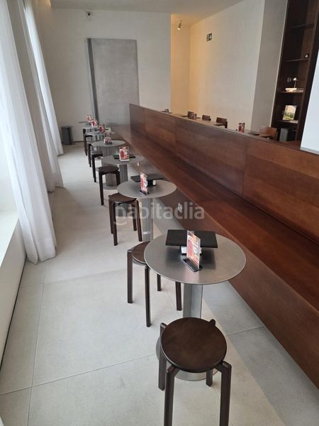 Foto 826ebfaf-171b-43c2-bf1e-c5140f433c55. Traspaso local comercial se traspasa exclusiva cafeteríaheladería brunch con obrador!!! en Montequinto