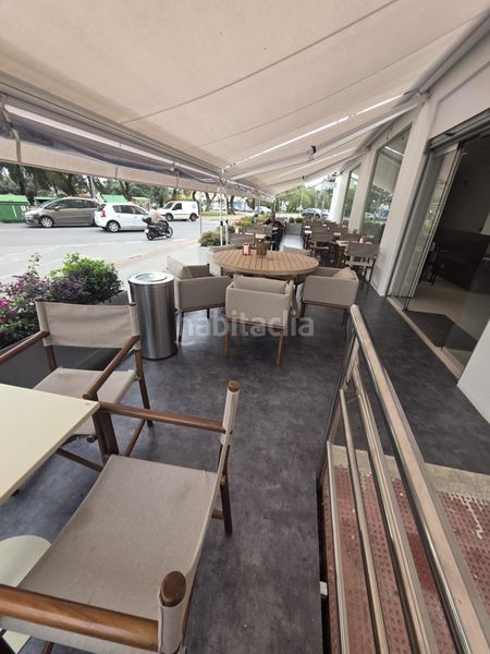 Foto ea23951a-ef6a-436b-bf9e-da93b1e8d203. Traspaso local comercial se traspasa exclusiva cafeteríaheladería brunch con obrador!!! en Montequinto