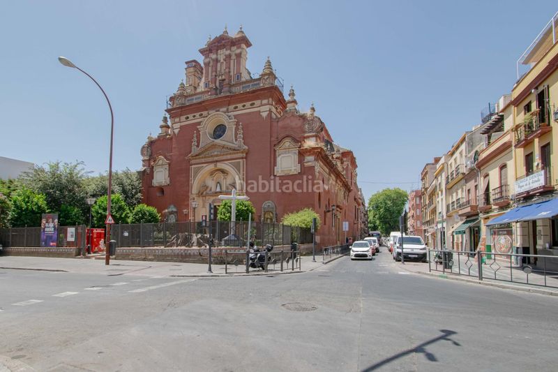 Foto a0ad78f9-86a9-44ab-8dae-e6175d075e8b. Pis amb calefacció a Triana Oeste Sevilla