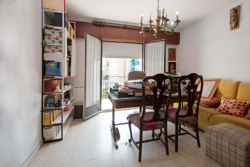 Foto cafdd9c9-7ee2-4c88-9717-8565b4ce51bf. Pis a Barrio del Nervión Sevilla