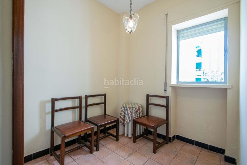 Foto 41ffd869-450d-4440-91cc-015f5e60c0a5. Pis amb aparcament a Tablada Sevilla