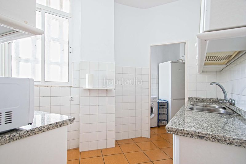 Foto c1cdd664-7fba-4905-9326-7d27ca824f29. Pis amb aparcament a Tablada Sevilla