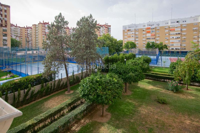 Foto d3143117-cf7c-4c0b-bcaf-99731f4b6dae. Pis amb calefacció piscina a Sta. Aurelia - Cantábrico - Atlàntico - La Romería Sevilla