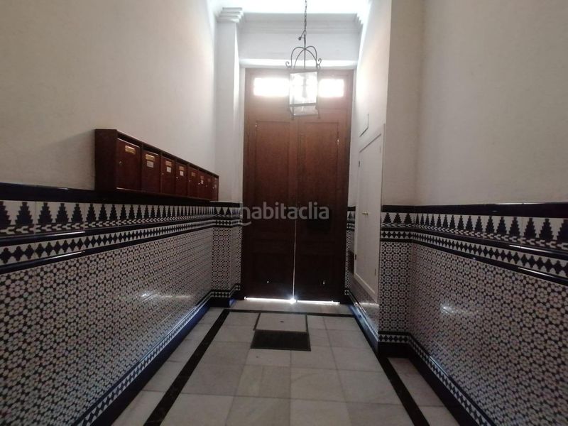 Foto 28f73c3e-b003-4b2e-8f53-8897bfea0c7c. Rent flat in Arenal - Museo Sevilla