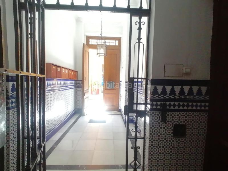 Foto 292369cd-4112-4680-b376-aadaaec52ab9. Rent flat in Arenal - Museo Sevilla