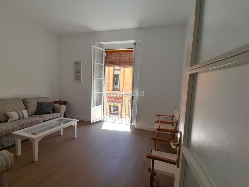 Foto 8b1f90d0-a3d7-4e0b-a1a2-aededa069d25. Rent flat in Arenal - Museo Sevilla