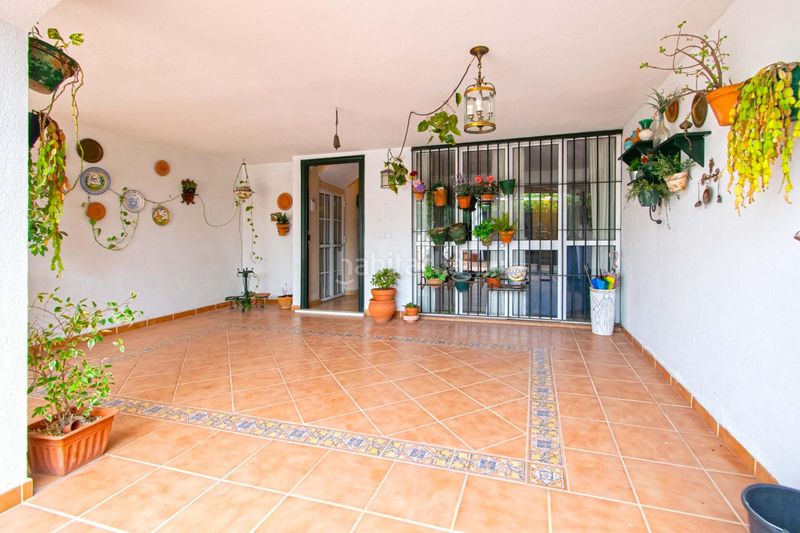Foto 3d43536a-a1cb-46a5-b585-0f7ad8b89cbf. Casa adossada amb aparcament a Las Almenas Tomares