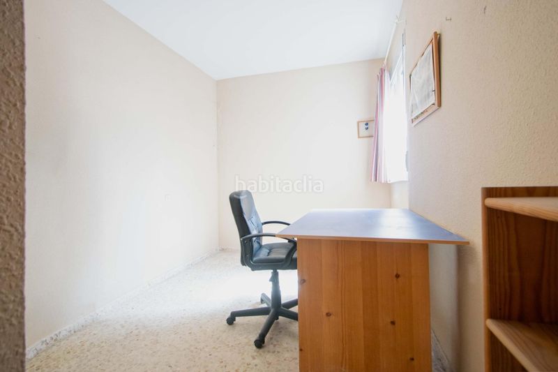 Foto 4bd8ff69-c753-4e41-9ebb-bbaf2dbf5d76. Casa adossada amb aparcament a Las Almenas Tomares