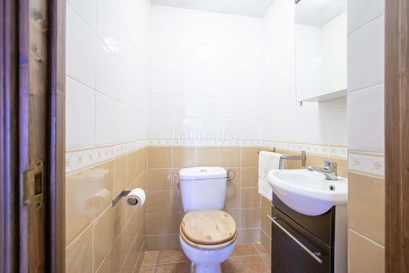 Foto c639ae32-f036-4427-b690-31b46c1b9f59. Casa adossada amb aparcament a Las Almenas Tomares